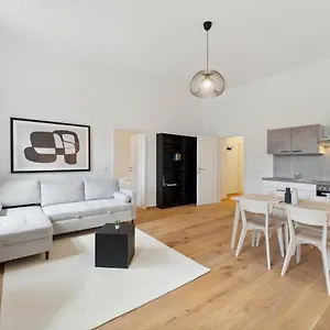 Center Designer Modern Wiedeń